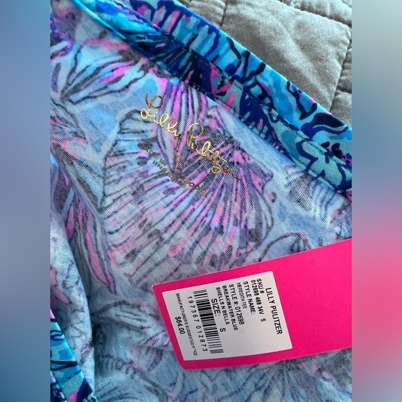 Lilly Pulitzer Meredith tshirt in Breakwater Blue Shells and Bells NWT - Picture 15 of 16